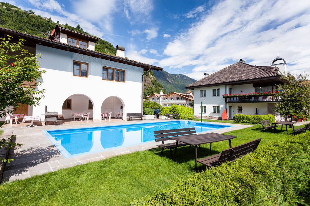 Pension Rebgut Bed & Breakfast Lana Exterior photo